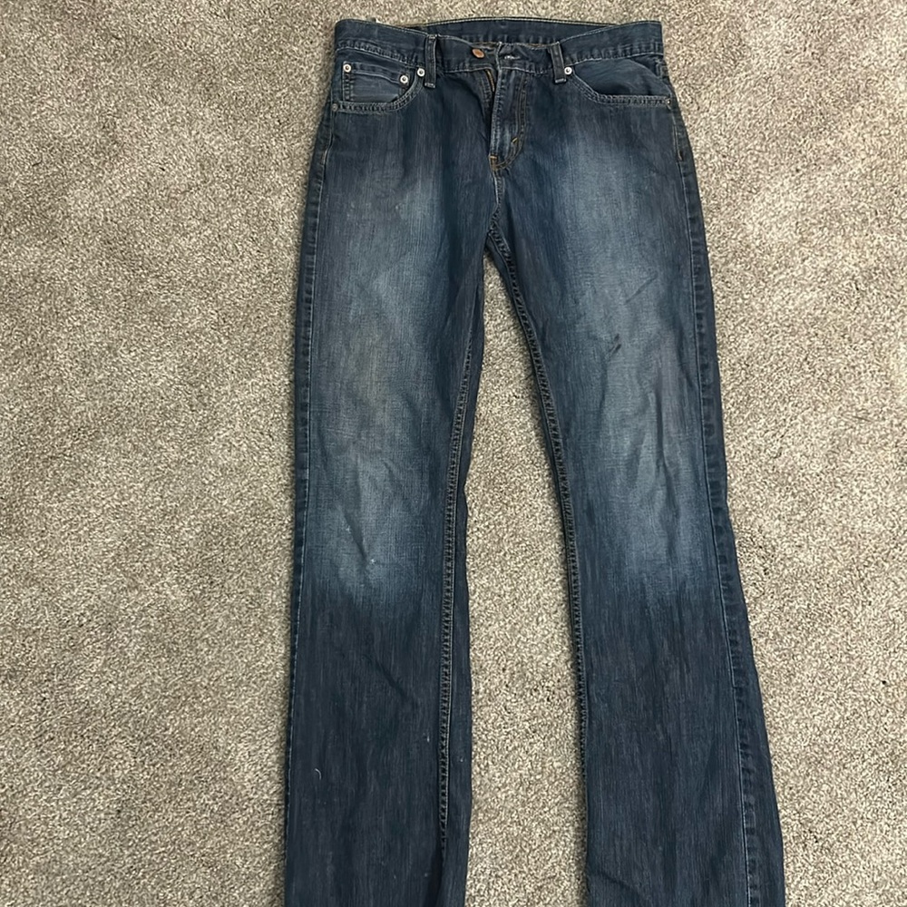 Men’s jeans imperfections in pictures